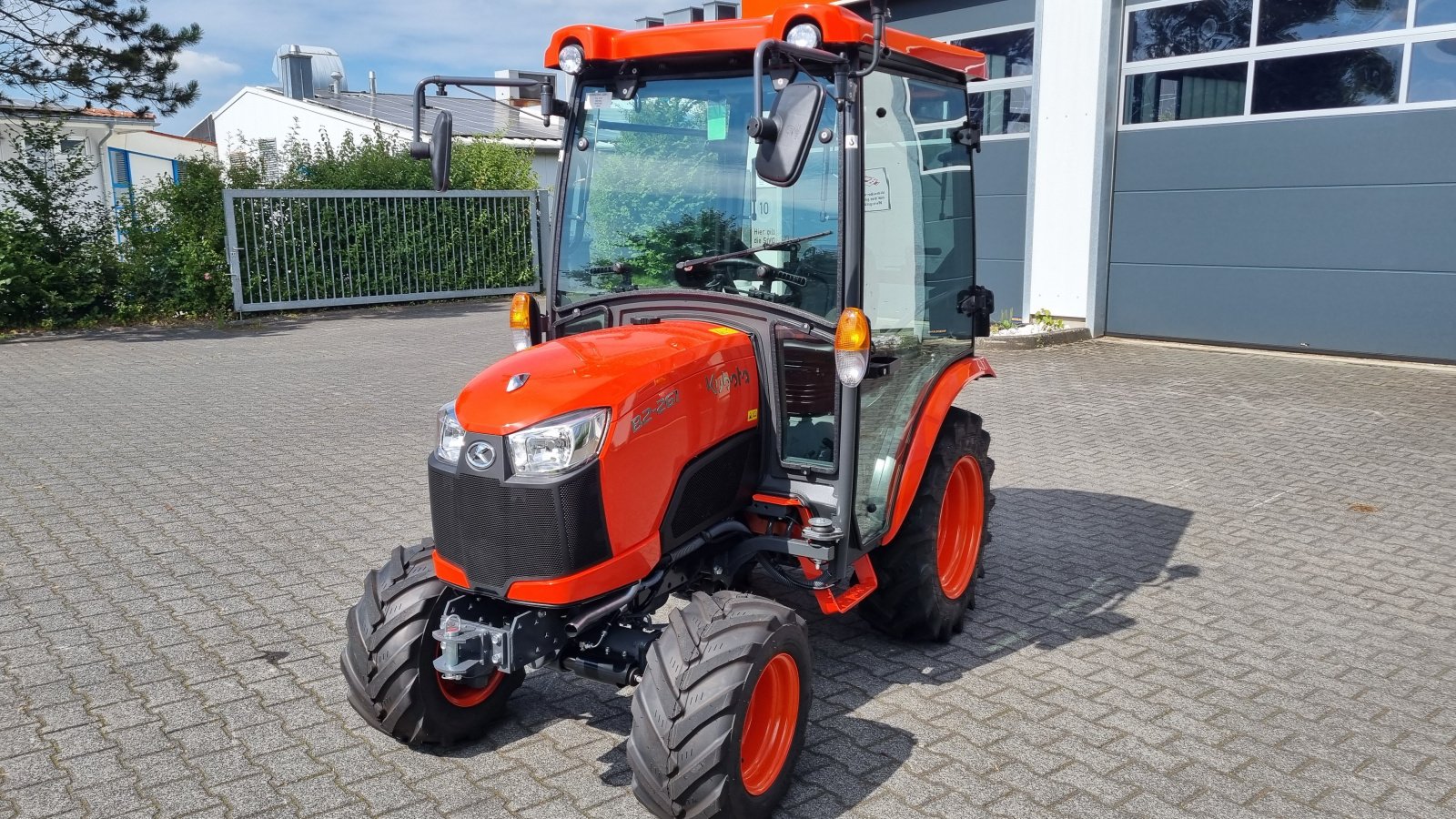 Kommunaltraktor des Typs Kubota B2-261 H, Neumaschine in Olpe (Bild 8)