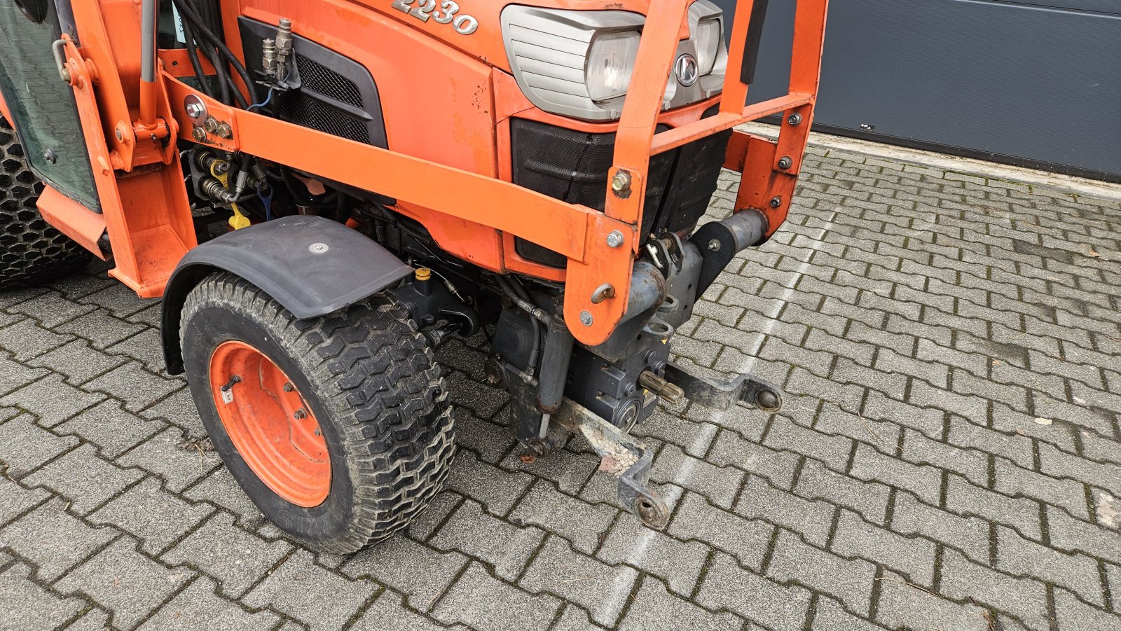 Kommunaltraktor typu Kubota B2230 CAB, Gebrauchtmaschine v Olpe (Obrázok 5)