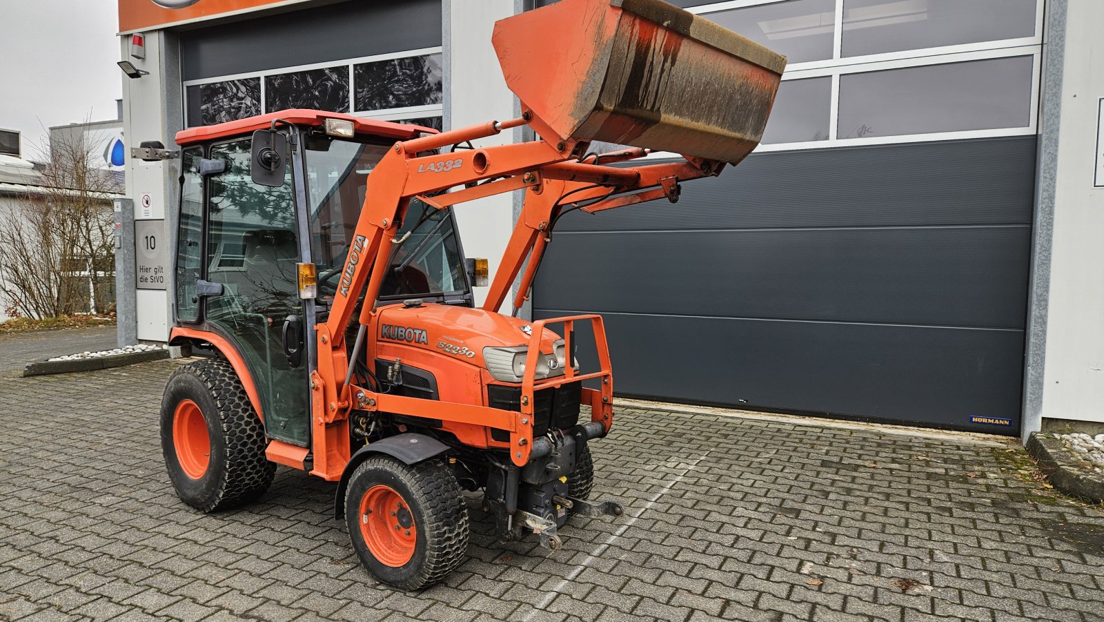 Kommunaltraktor typu Kubota B2230 CAB, Gebrauchtmaschine v Olpe (Obrázok 10)