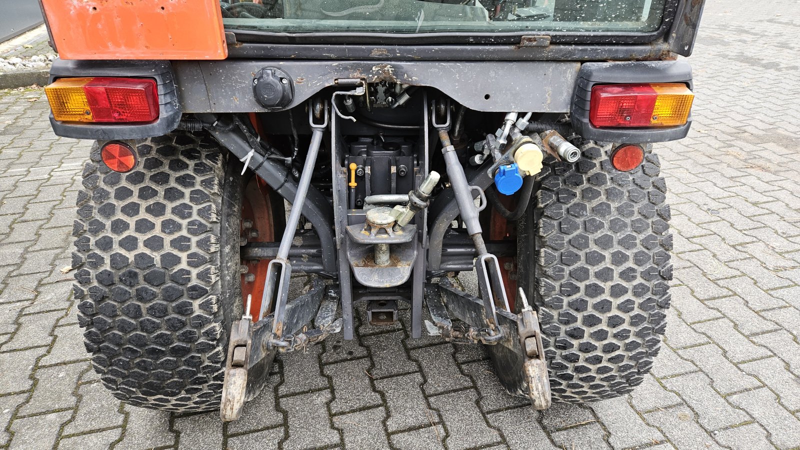 Kommunaltraktor typu Kubota B2230 CAB, Gebrauchtmaschine v Olpe (Obrázok 15)