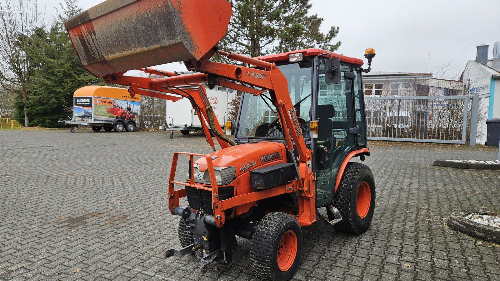 Kommunaltraktor typu Kubota B2230 CAB, Gebrauchtmaschine v Olpe (Obrázok 17)