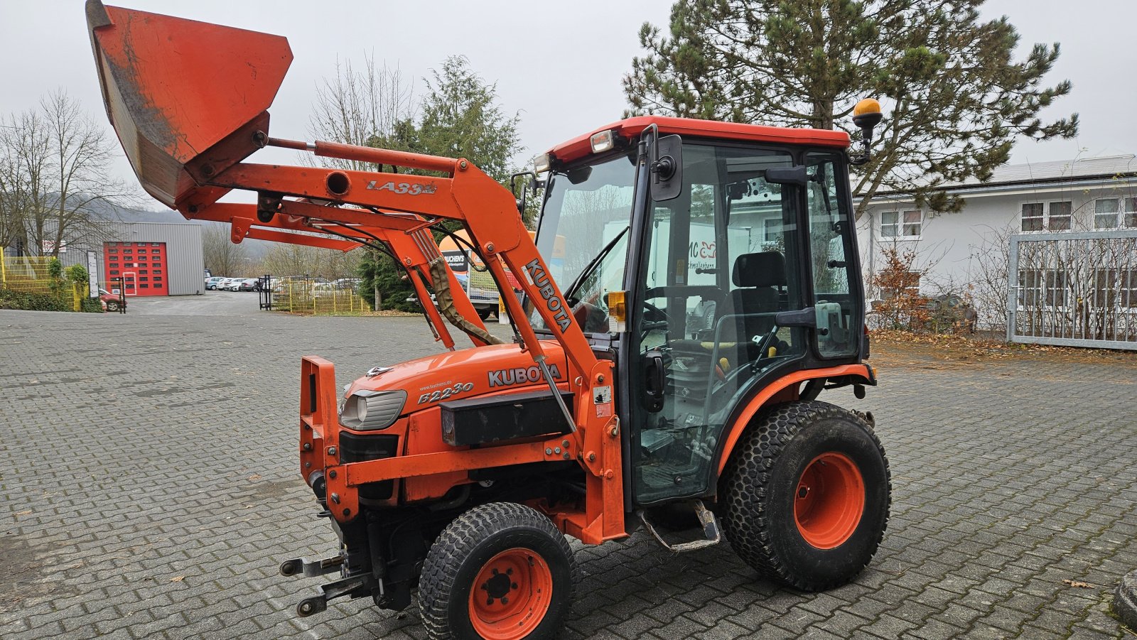 Kommunaltraktor typu Kubota B2230 CAB, Gebrauchtmaschine v Olpe (Obrázok 18)