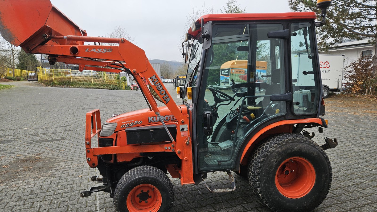 Kommunaltraktor typu Kubota B2230 CAB, Gebrauchtmaschine v Olpe (Obrázok 19)