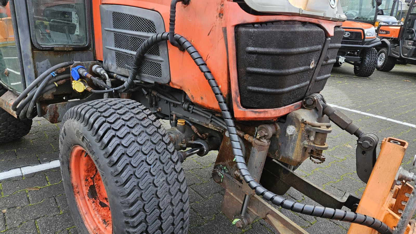 Kommunaltraktor of the type Kubota B2230, Gebrauchtmaschine in Olpe (Picture 4)