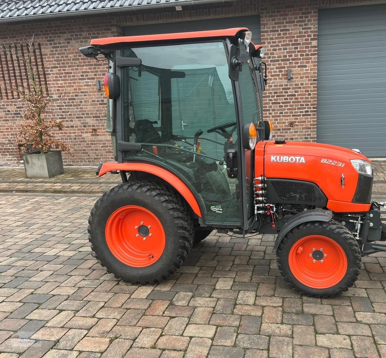 Kommunaltraktor van het type Kubota B2231 H, Gebrauchtmaschine in Altenberge (Foto 2)