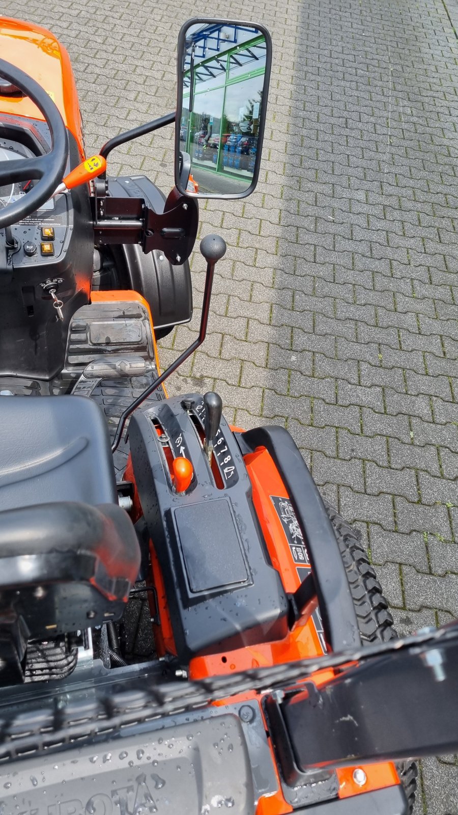 Kommunaltraktor του τύπου Kubota B2261 HST, Gebrauchtmaschine σε Olpe (Φωτογραφία 15)