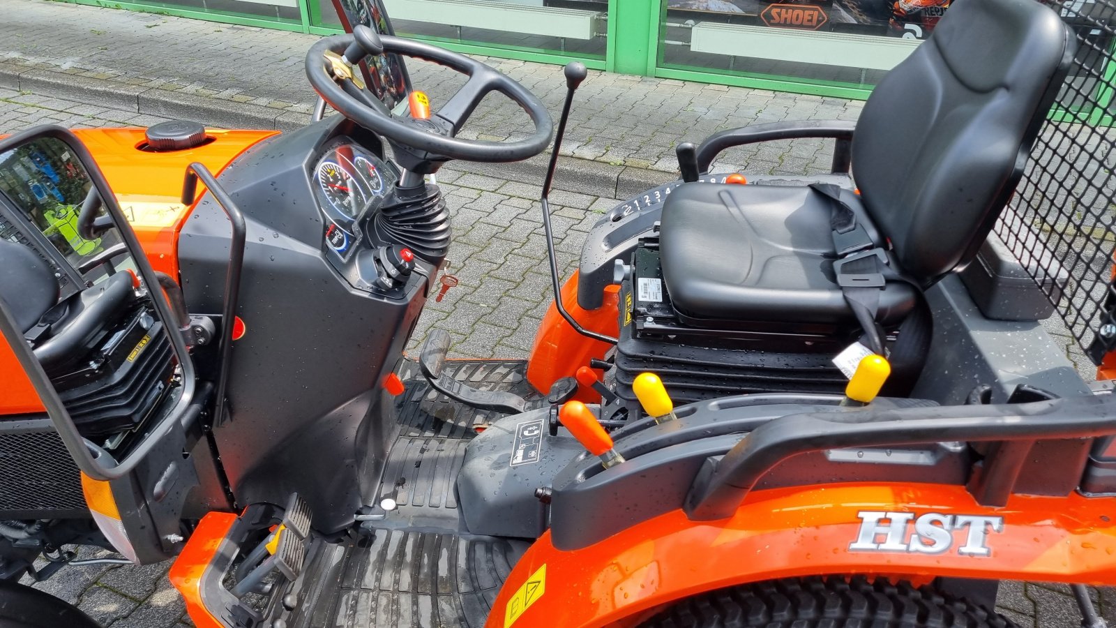 Kommunaltraktor of the type Kubota B2261 HST, Gebrauchtmaschine in Olpe (Picture 17)