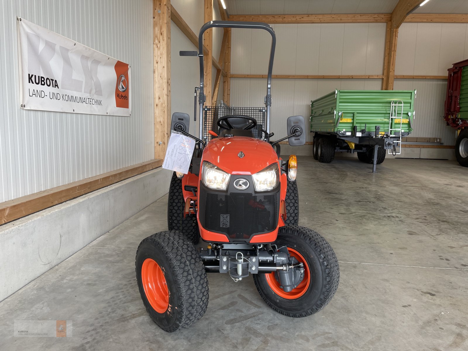 Kommunaltraktor Türe ait Kubota B2261, Neumaschine içinde Biessenhofen (resim 13)