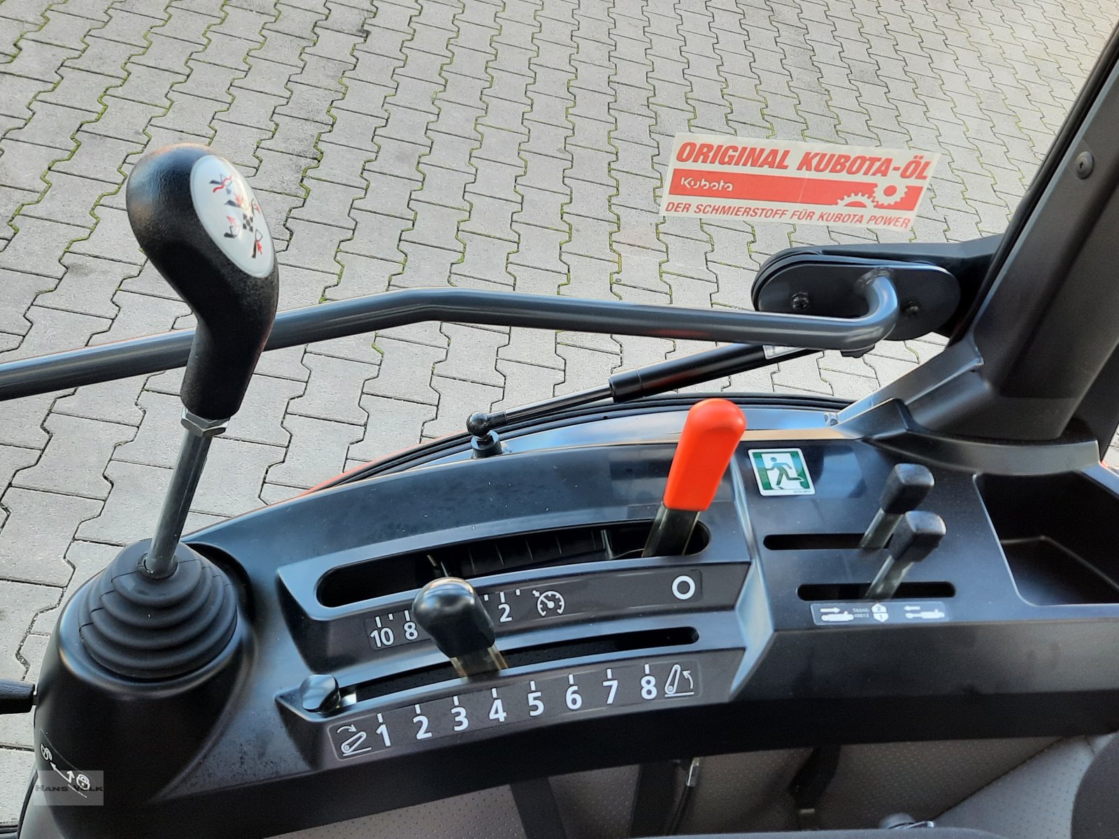 Kommunaltraktor des Typs Kubota B2261, Neumaschine in Antdorf (Bild 9)