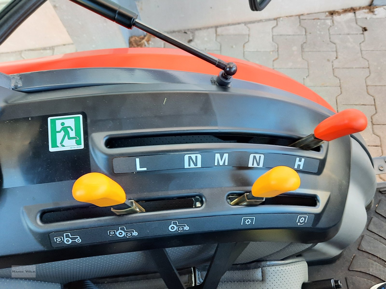 Kommunaltraktor typu Kubota B2261, Neumaschine v Antdorf (Obrázek 10)