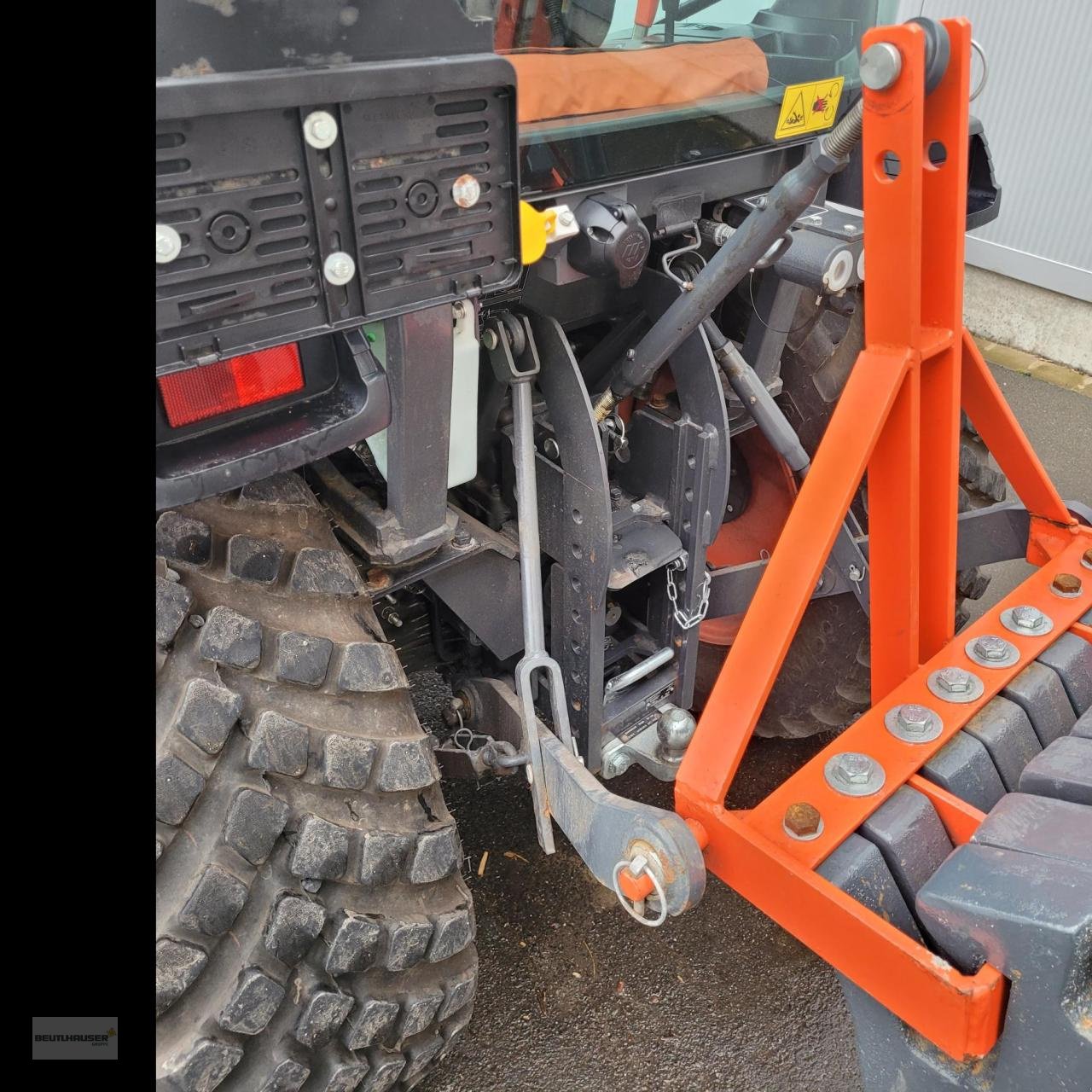 Kommunaltraktor typu Kubota B2311, Gebrauchtmaschine v Weimar (Obrázek 5)