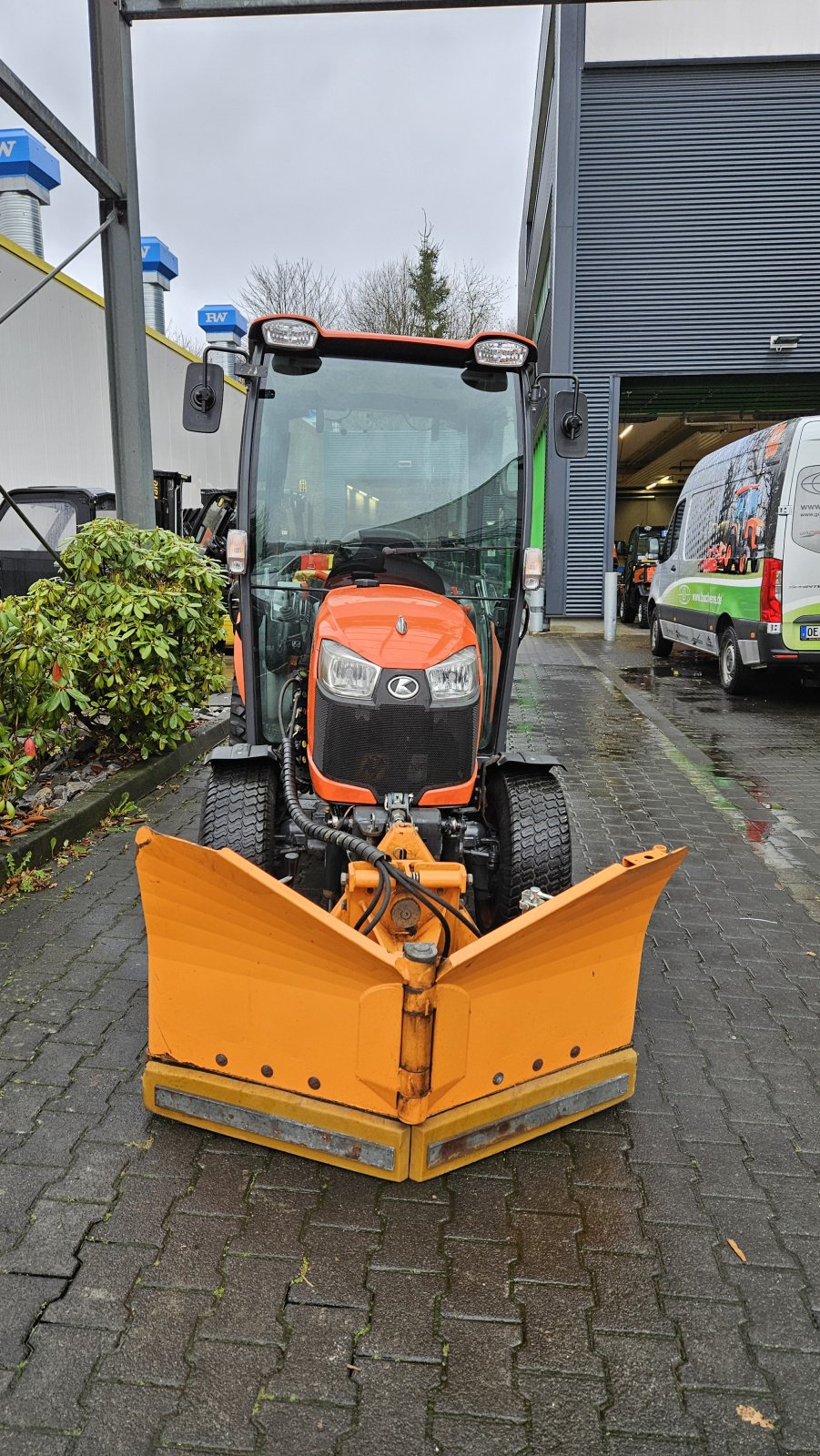 Kommunaltraktor van het type Kubota B2350 Winterdienst, Gebrauchtmaschine in Olpe (Foto 8)