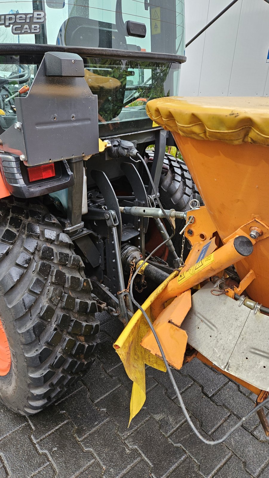 Kommunaltraktor van het type Kubota B2350 Winterdienst, Gebrauchtmaschine in Olpe (Foto 14)