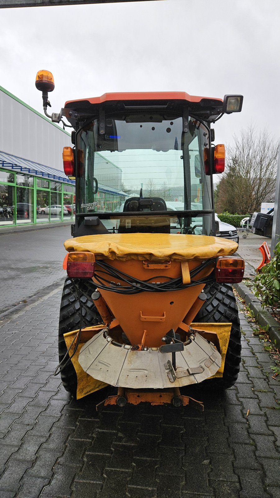 Kommunaltraktor van het type Kubota B2350 Winterdienst, Gebrauchtmaschine in Olpe (Foto 15)