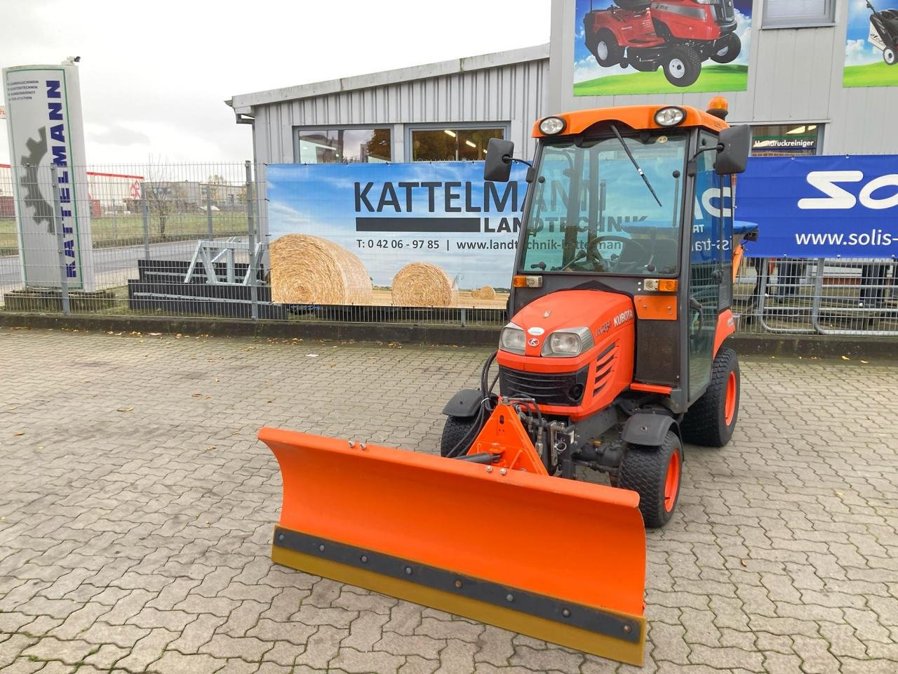 Kommunaltraktor of the type Kubota BX 2350, Gebrauchtmaschine in Stuhr (Picture 1)