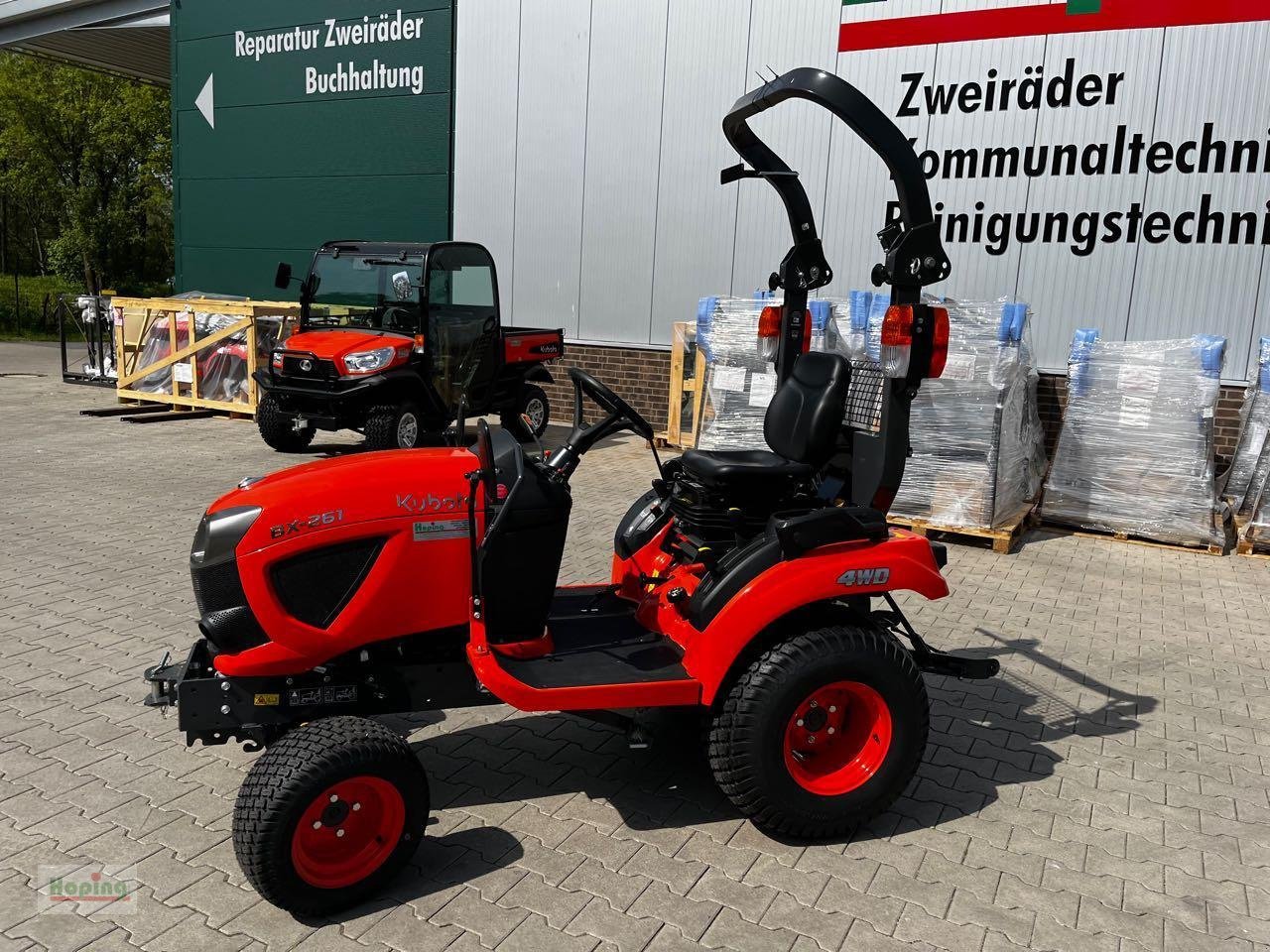 Kommunaltraktor of the type Kubota BX 261 ROPS, Neumaschine in Bakum (Picture 2)