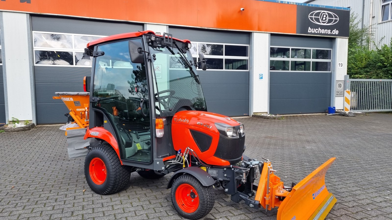 Kommunaltraktor typu Kubota BX 261 Winterdienst, Neumaschine v Olpe (Obrázok 7)