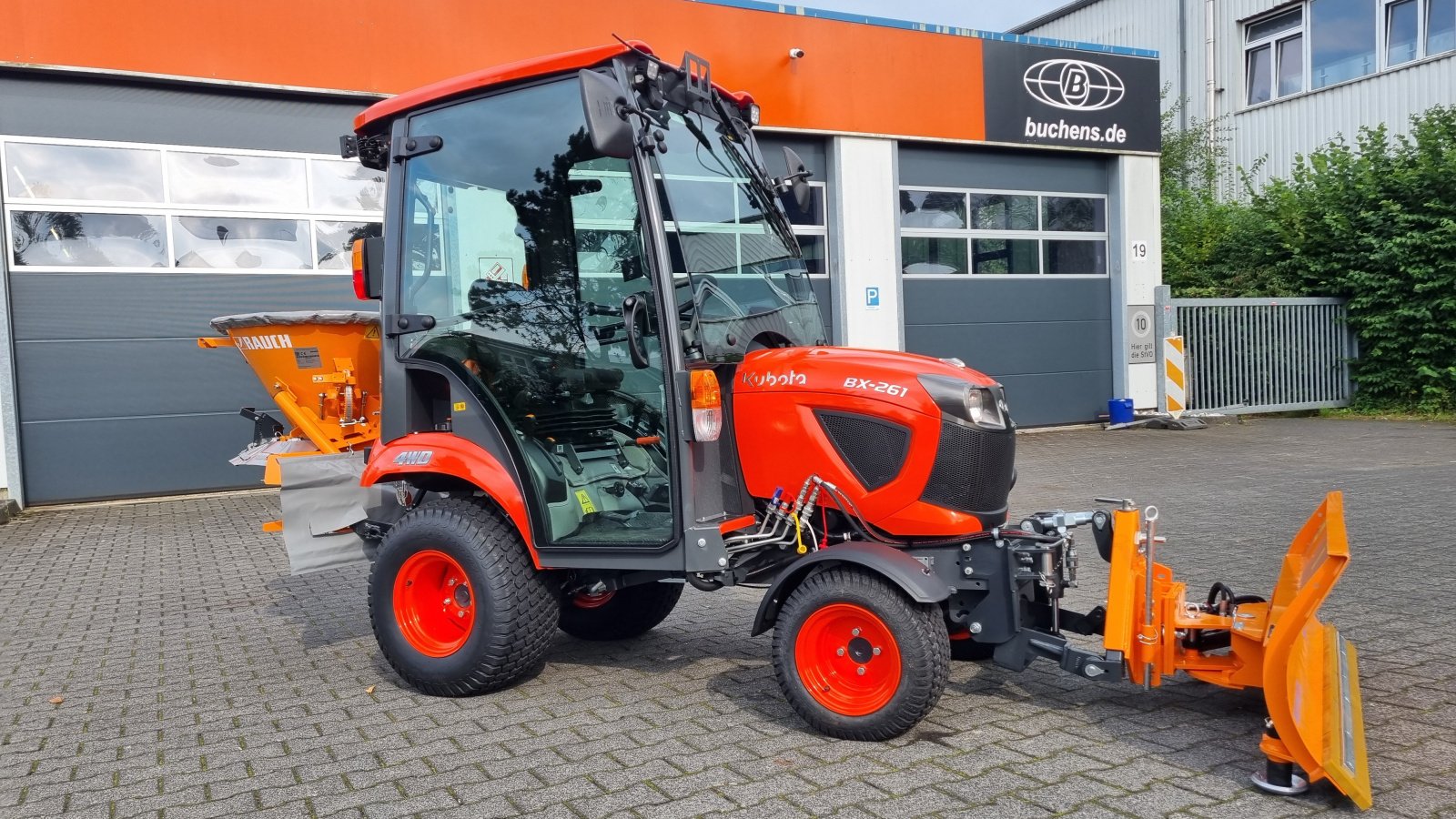 Kommunaltraktor typu Kubota BX 261 Winterdienst, Neumaschine v Olpe (Obrázek 15)