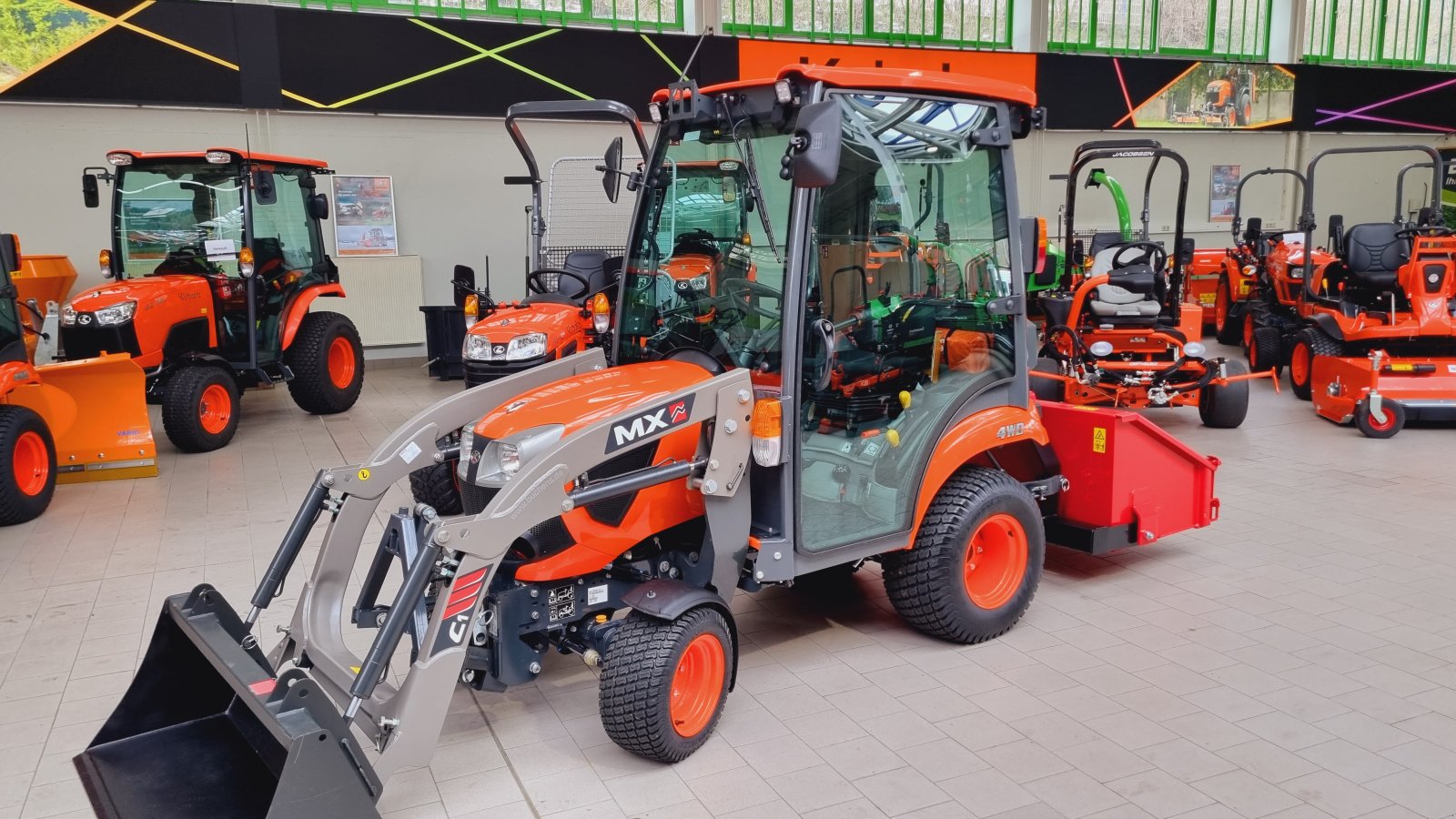 Kommunaltraktor des Typs Kubota BX231 CAB, Neumaschine in Olpe (Bild 8)