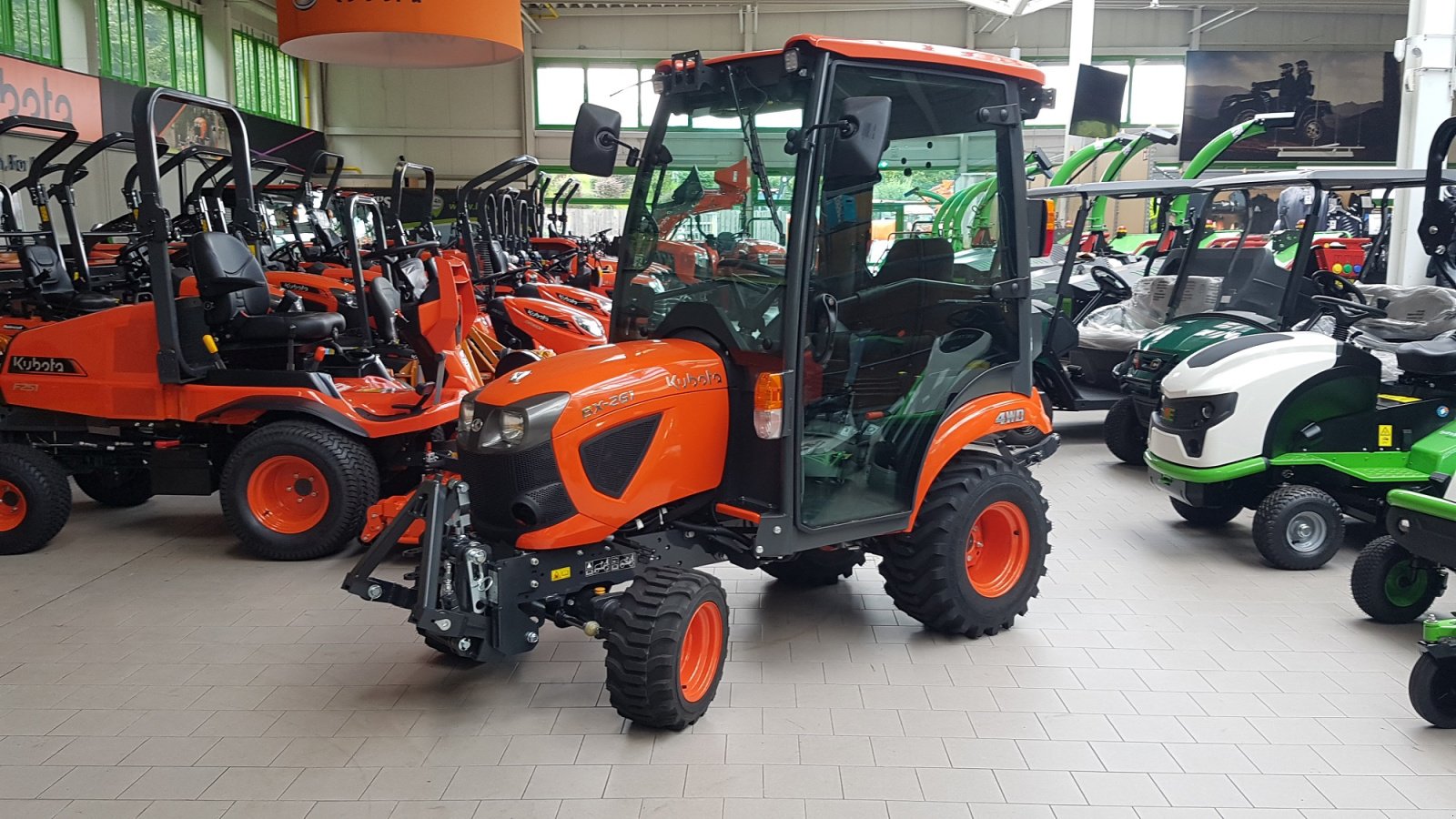 Kommunaltraktor typu Kubota BX261 CAB ab 0,99%, Neumaschine v Olpe (Obrázek 2)