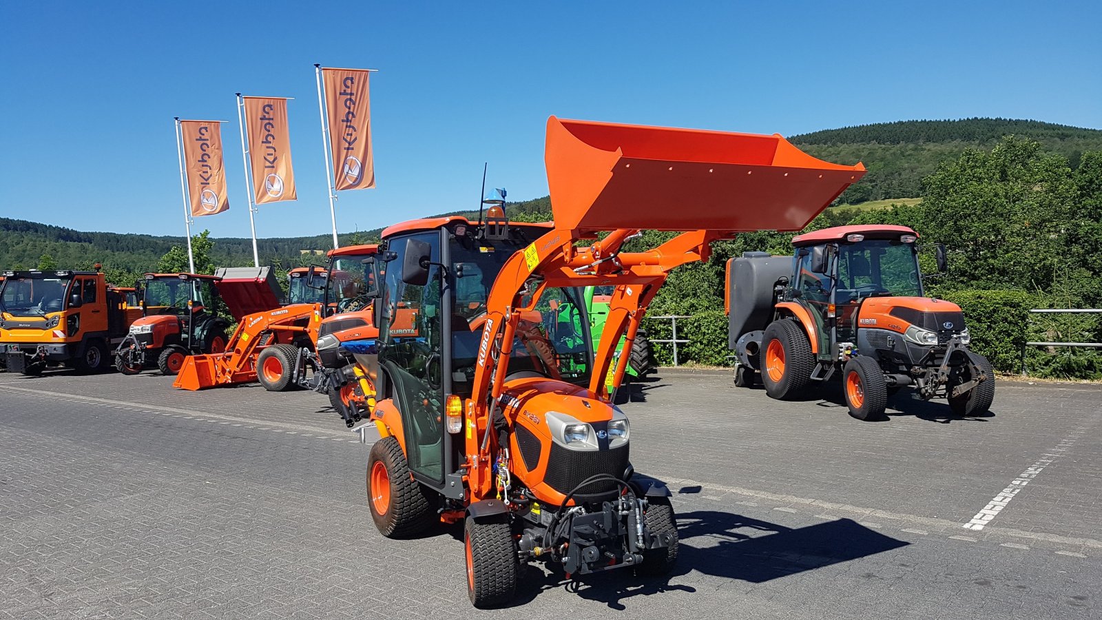 Kommunaltraktor типа Kubota BX261 CAB ab 0,99%, Neumaschine в Olpe (Фотография 7)