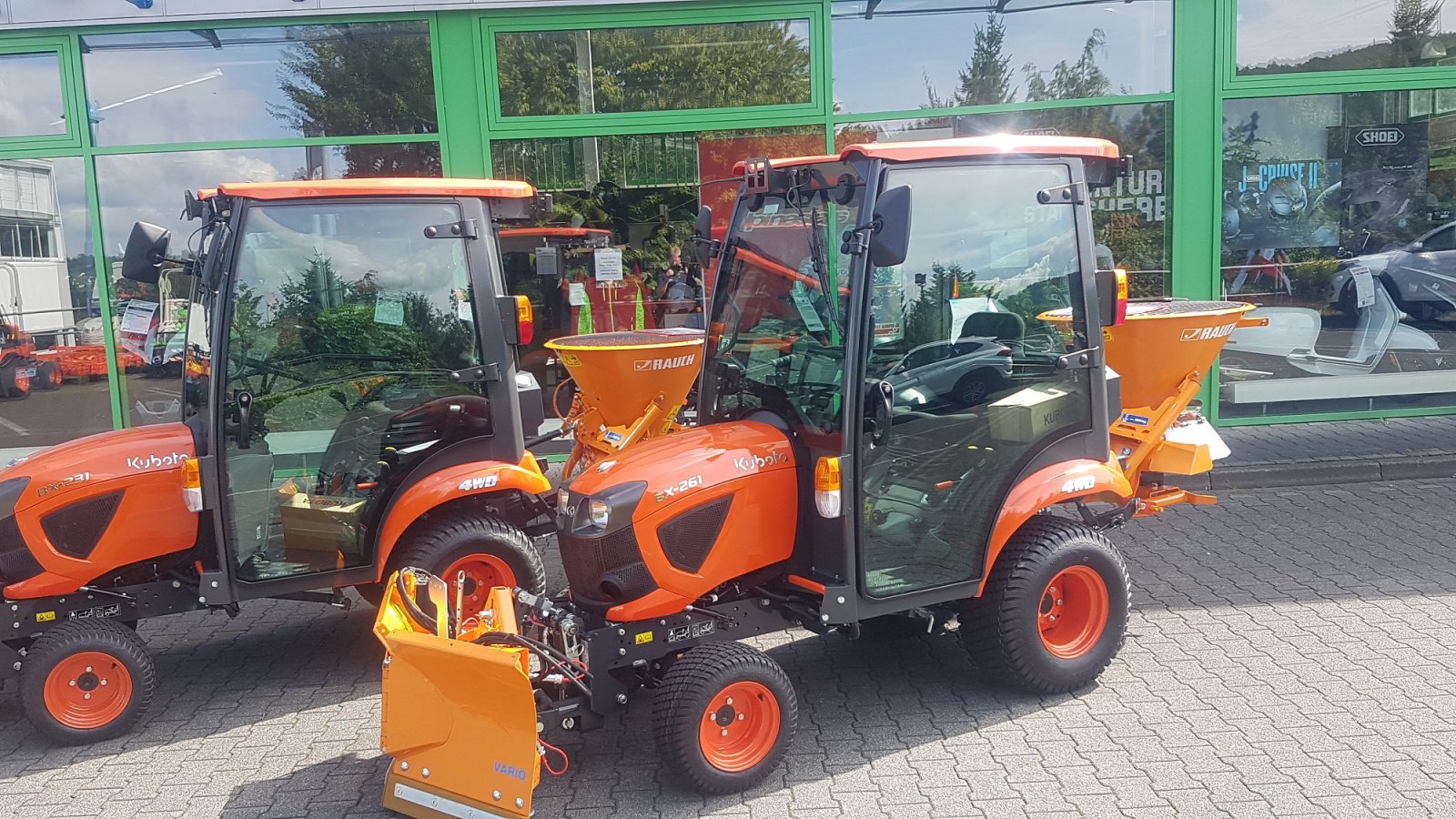 Kommunaltraktor typu Kubota BX261 CAB ab 0,99%, Neumaschine v Olpe (Obrázek 3)