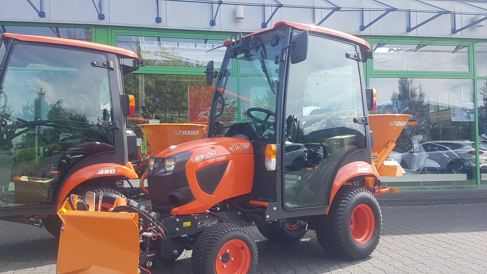 Kommunaltraktor des Typs Kubota BX261 CAB ab 0,99%, Neumaschine in Olpe (Bild 6)