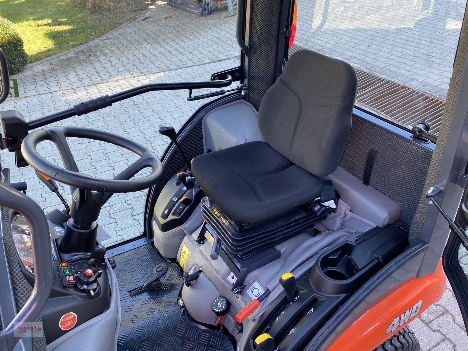 Kommunaltraktor Türe ait Kubota BX261 CAB, Neumaschine içinde Mainburg/Wambach (resim 13)