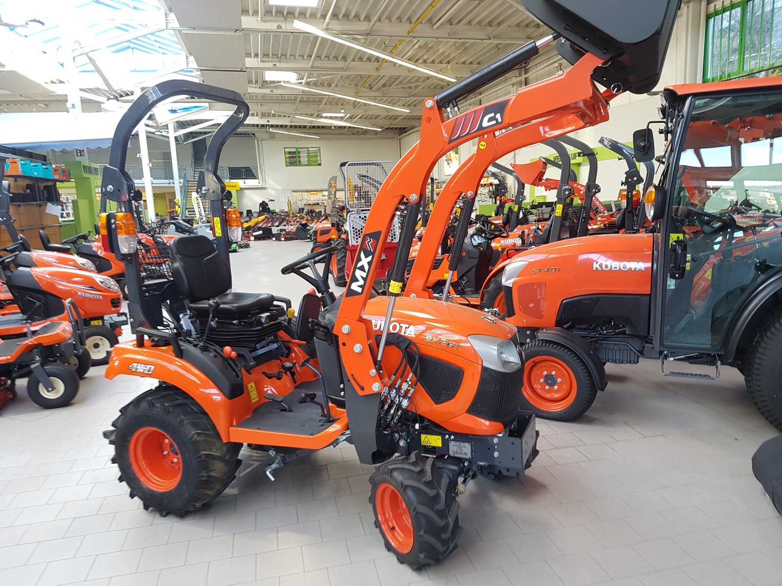 Kommunaltraktor типа Kubota BX261 incl Frontlader ab 0,99%, Neumaschine в Olpe (Фотография 11)