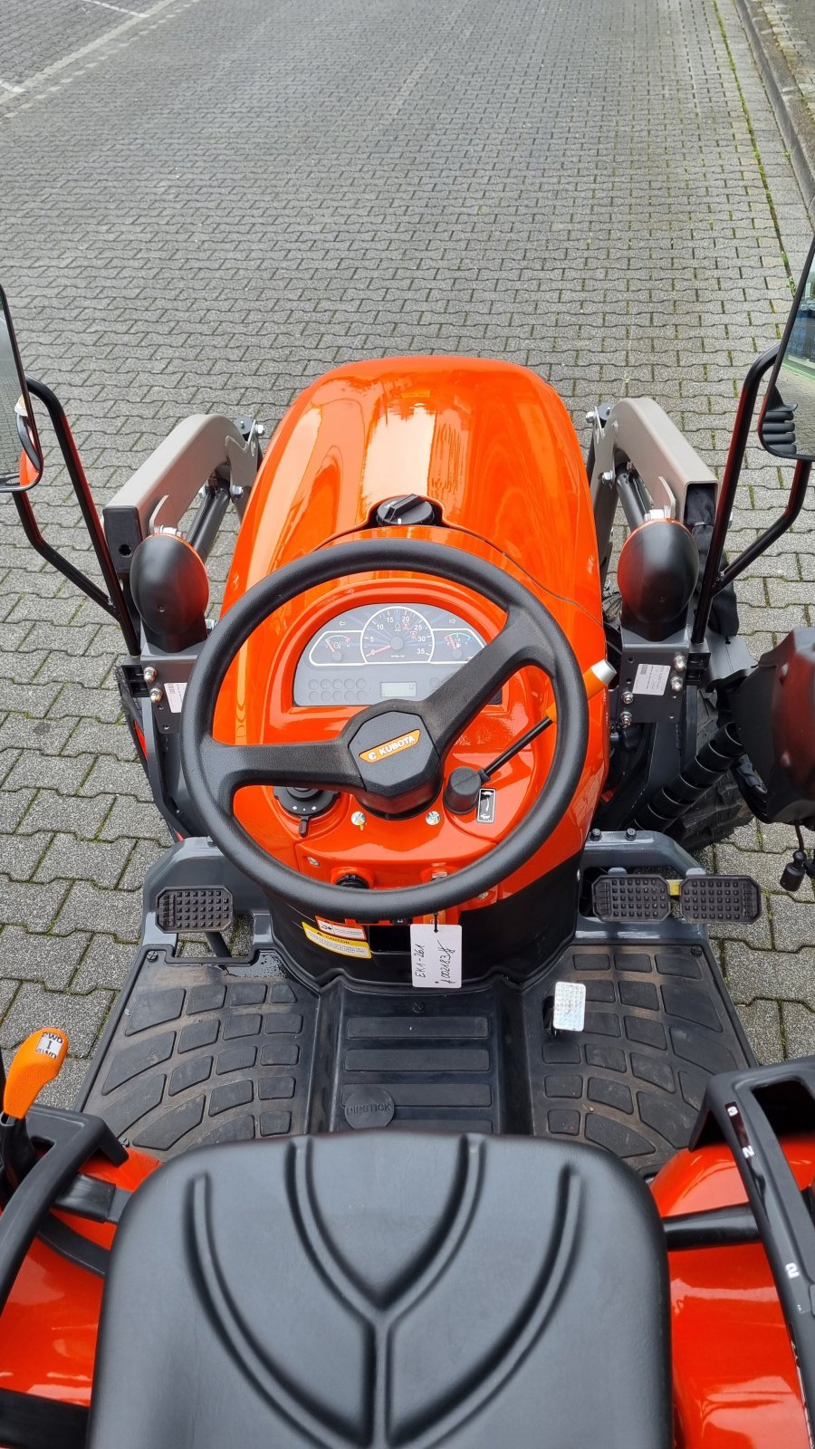 Kommunaltraktor a típus Kubota EK1-261 Frontlader, Neumaschine ekkor: Olpe (Kép 9)