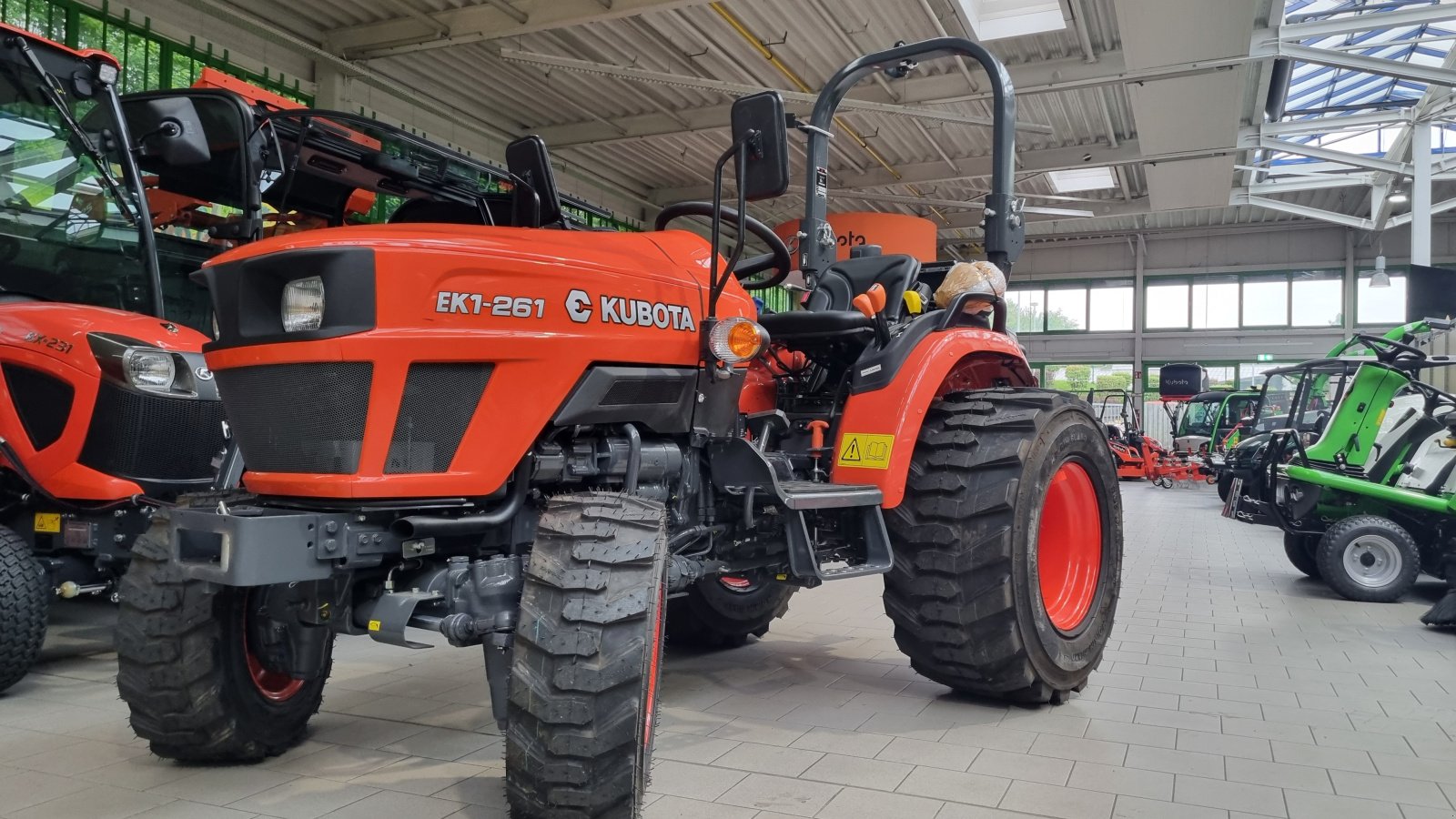 Kommunaltraktor typu Kubota EK1-261, Neumaschine w Olpe (Zdjęcie 12)