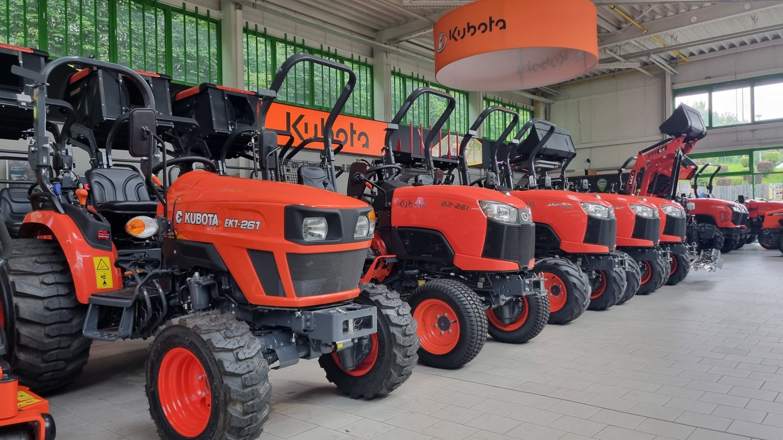 Kommunaltraktor typu Kubota EK1-261, Neumaschine w Olpe (Zdjęcie 13)