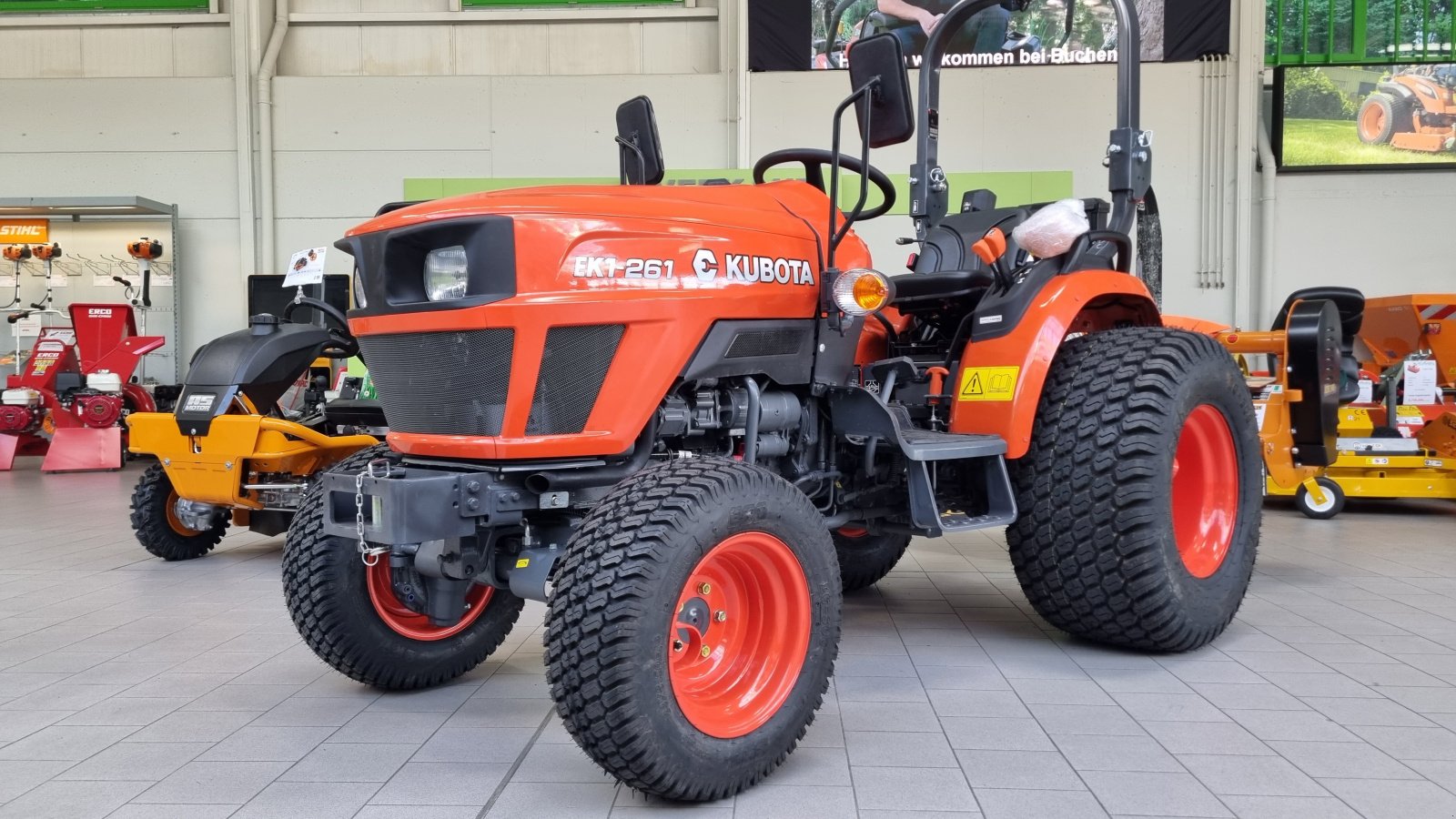 Kommunaltraktor typu Kubota EK1-261, Neumaschine v Olpe (Obrázek 12)