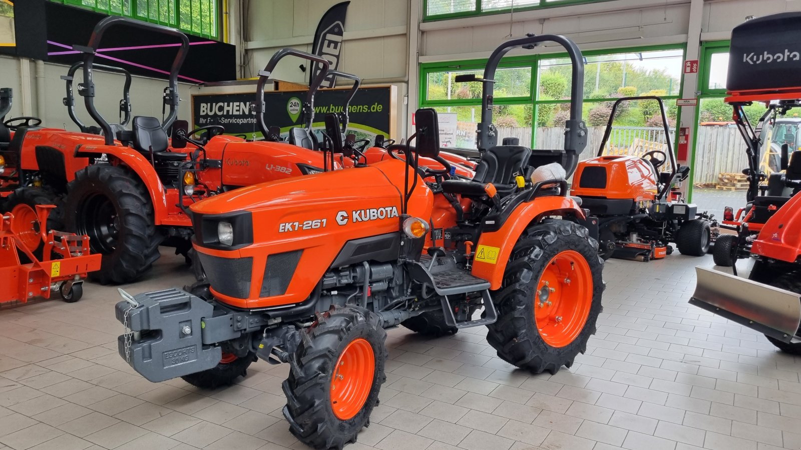 Kommunaltraktor typu Kubota EK1-261, Neumaschine w Olpe (Zdjęcie 10)