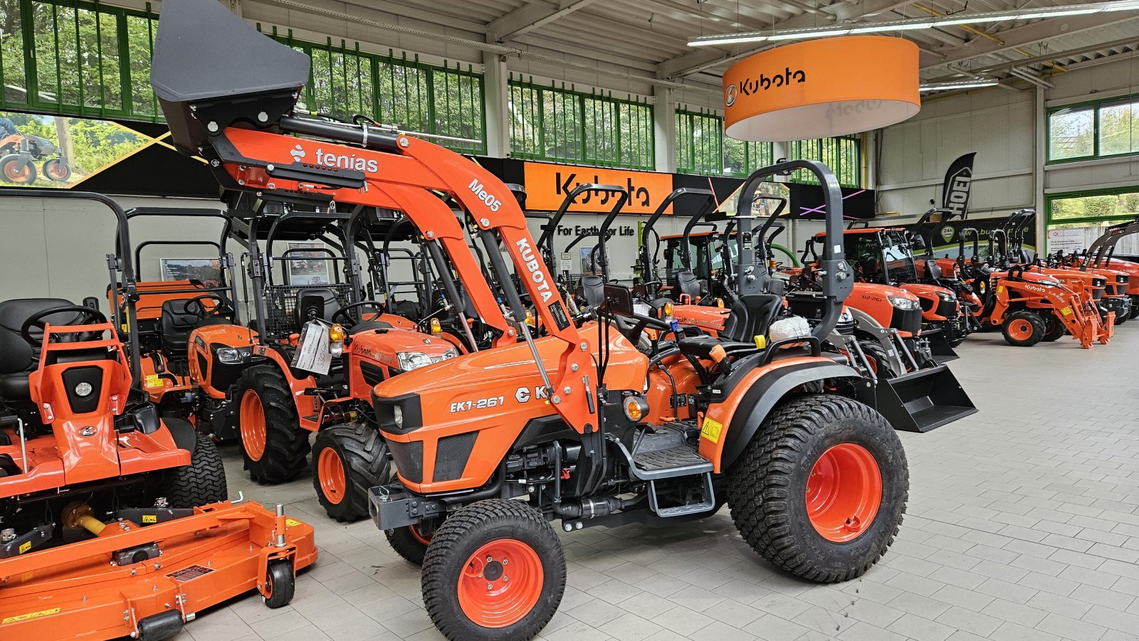 Kommunaltraktor typu Kubota EK1-261, Neumaschine v Olpe (Obrázek 1)