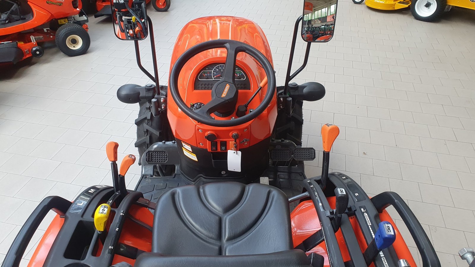 Kommunaltraktor del tipo Kubota EK1-261, Neumaschine In Olpe (Immagine 10)