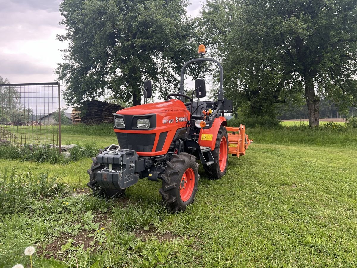 Kommunaltraktor du type Kubota EK1-261, Vorführmaschine en NATTERNBACH (Photo 4)