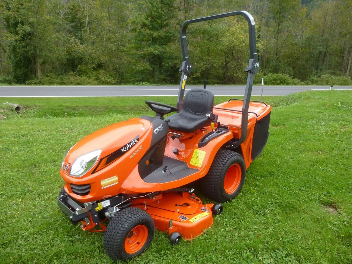 Kommunaltraktor tip Kubota GR2120 MKIII mit Sturzbügel *** LAGERND!!!, Neumaschine in Ebensee (Poză 1)