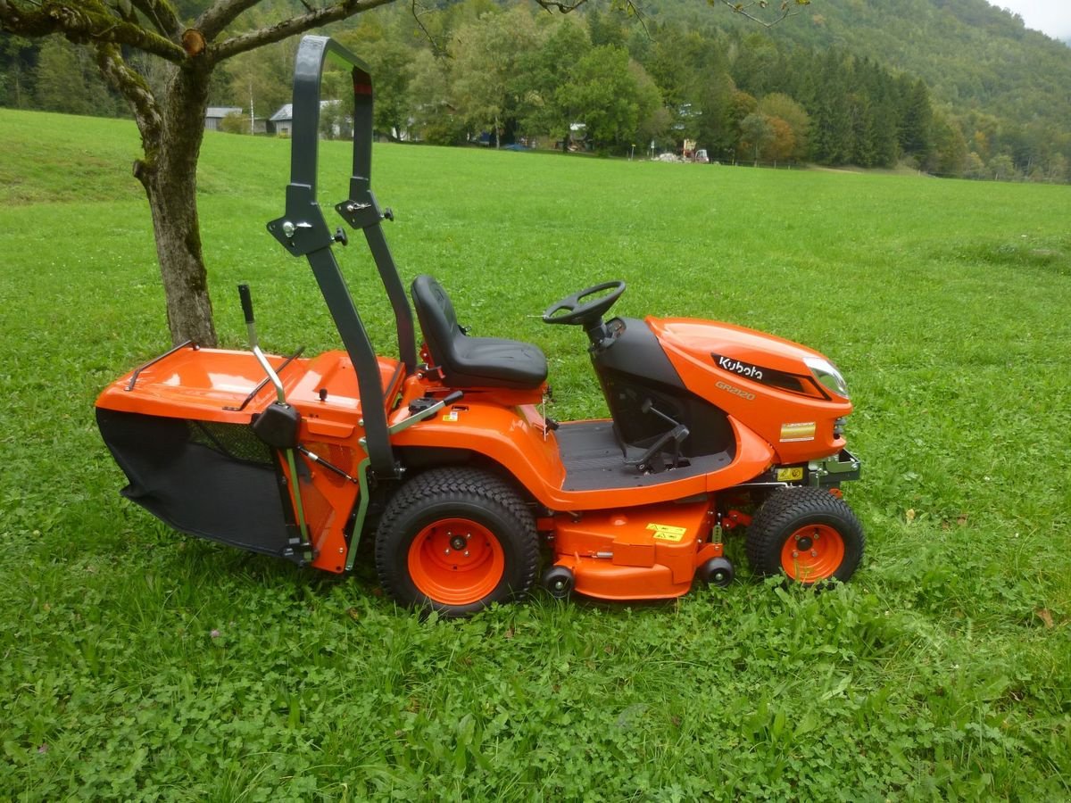 Kommunaltraktor del tipo Kubota GR2120 MKIII mit Sturzbügel *** LAGERND!!!, Neumaschine In Ebensee (Immagine 2)