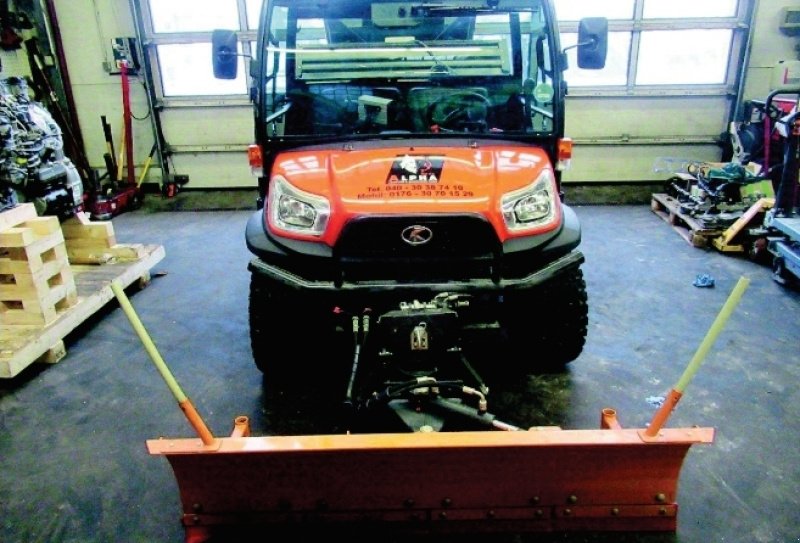 Kommunaltraktor des Typs Kubota KUBOTA RTV X-1110 4x4 Mehrzweckfahrzeug Schneepflug Salzstreuer, Gebrauchtmaschine in Palling (Bild 13)