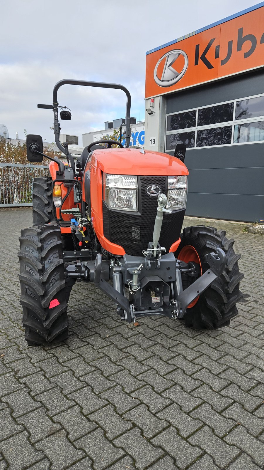 Kommunaltraktor van het type Kubota L 1-452 HST, Neumaschine in Olpe (Foto 8)