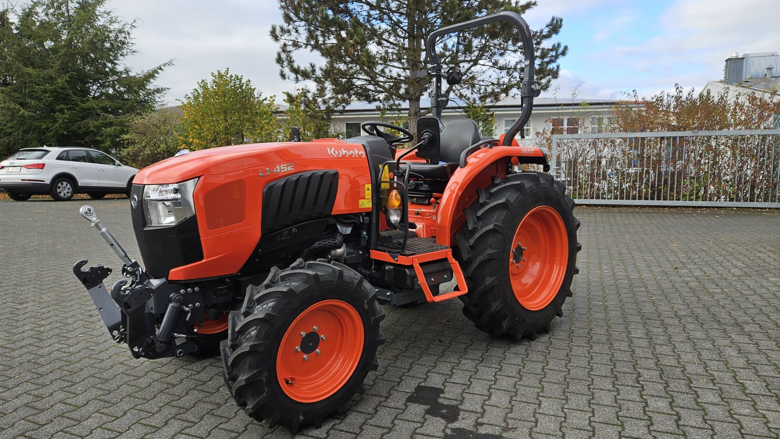 Kommunaltraktor van het type Kubota L 1-452 HST, Neumaschine in Olpe (Foto 12)