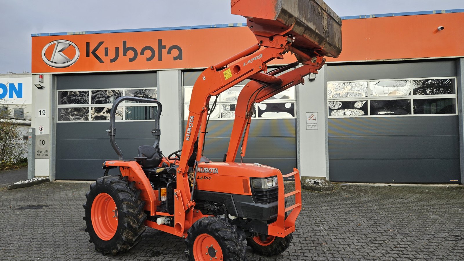 Kommunaltraktor del tipo Kubota L 4100 HDW, Gebrauchtmaschine In Olpe (Immagine 8)