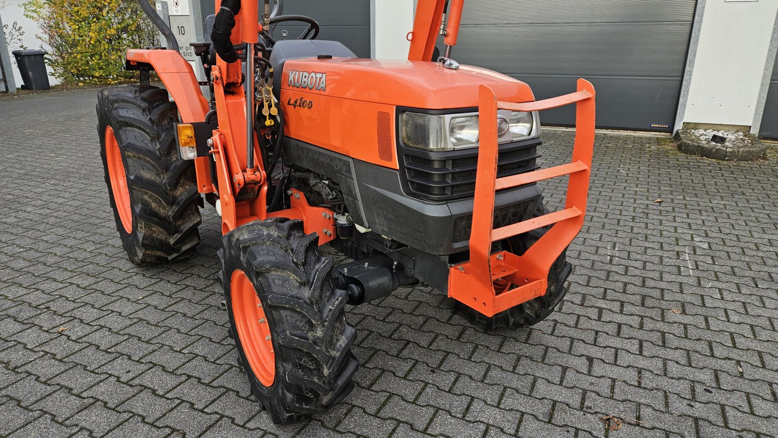 Kommunaltraktor des Typs Kubota L 4100 HDW, Gebrauchtmaschine in Olpe (Bild 11)