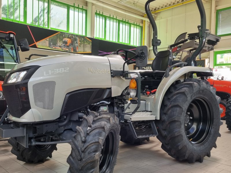 Kommunaltraktor des Typs Kubota L1-382 ab 0,99%, Neumaschine in Olpe (Bild 1)