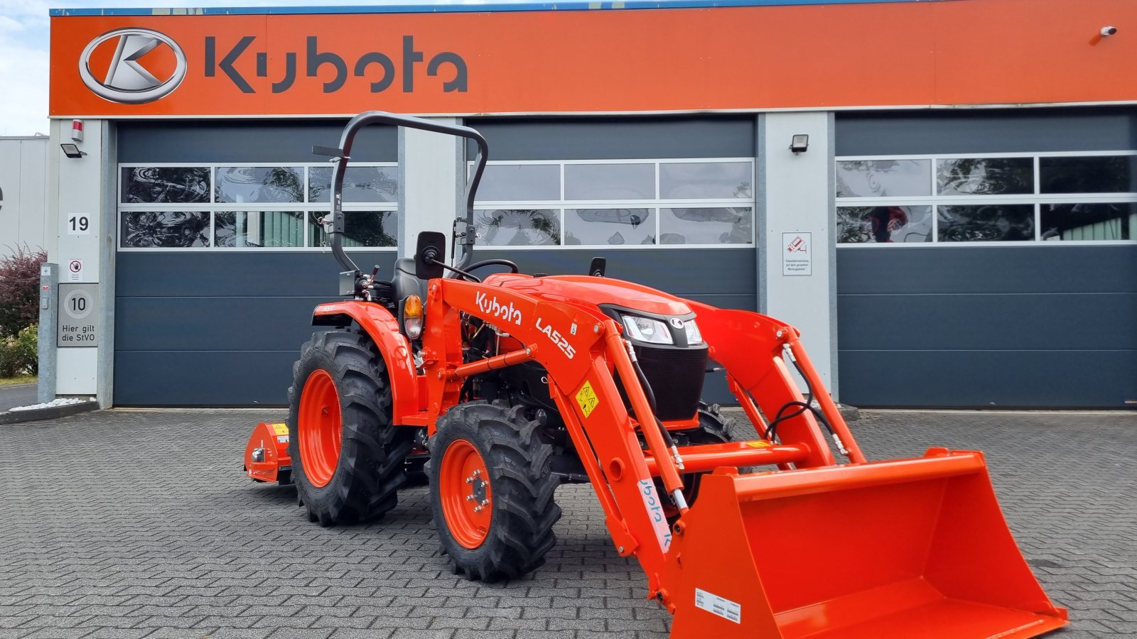 Kommunaltraktor типа Kubota L1-382 H  Demo ab 0,99%, Neumaschine в Olpe (Фотография 5)