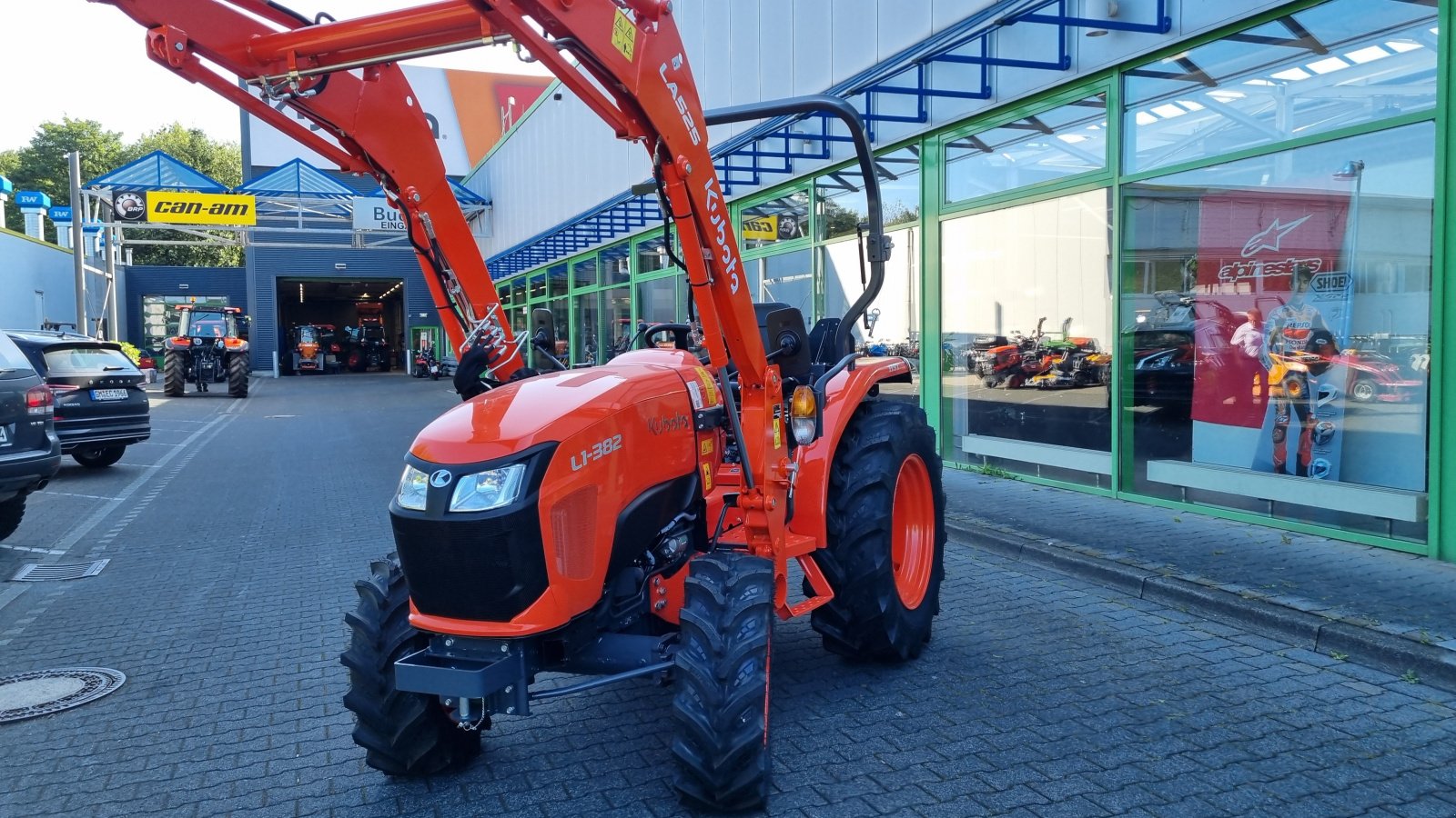 Kommunaltraktor tip Kubota L1-382 HST Frontlader, Neumaschine in Olpe (Poză 9)