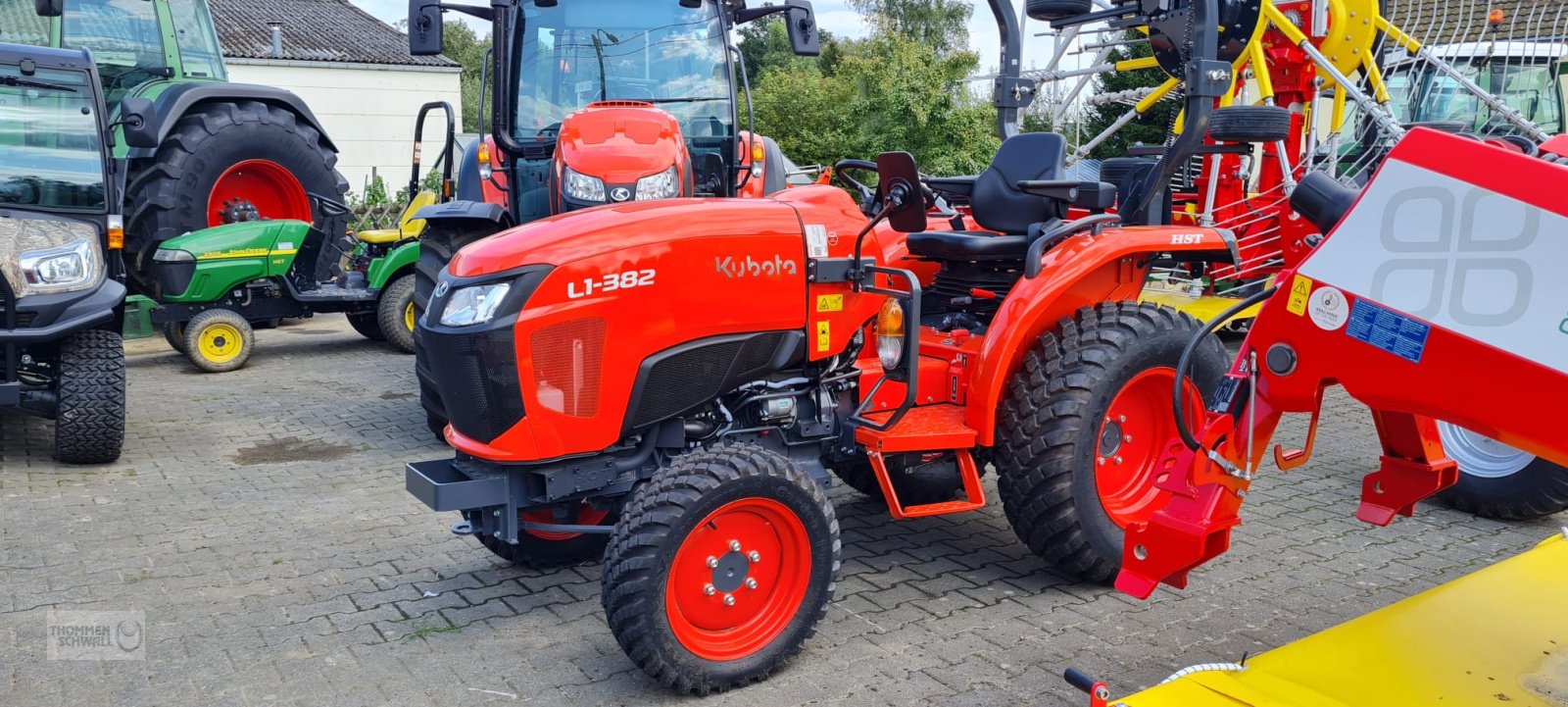 Kommunaltraktor typu Kubota L1-382, Gebrauchtmaschine w Crombach/St.Vith (Zdjęcie 2)