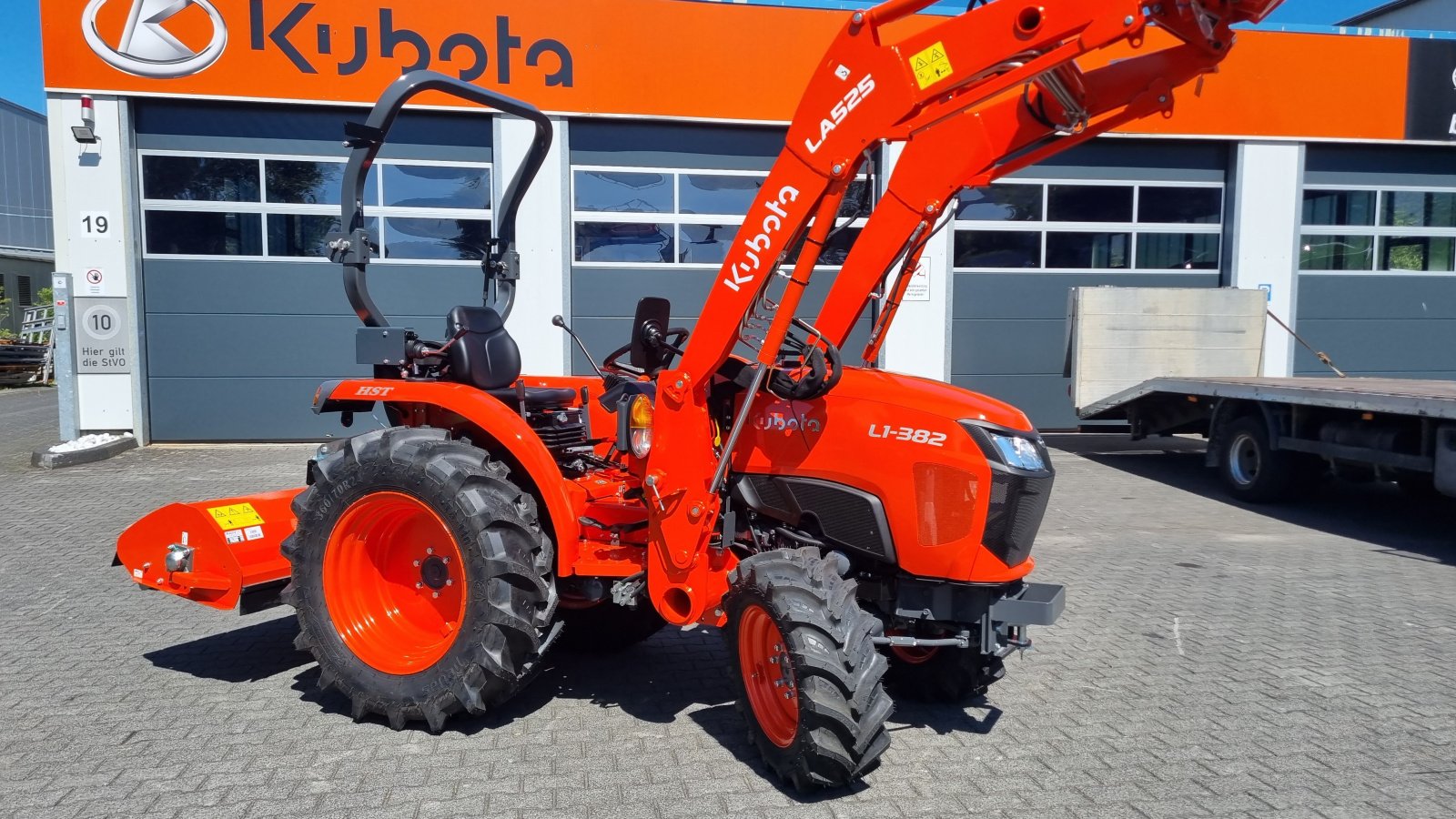 Kommunaltraktor tip Kubota L1-382D ab 0,99%, Neumaschine in Olpe (Poză 12)