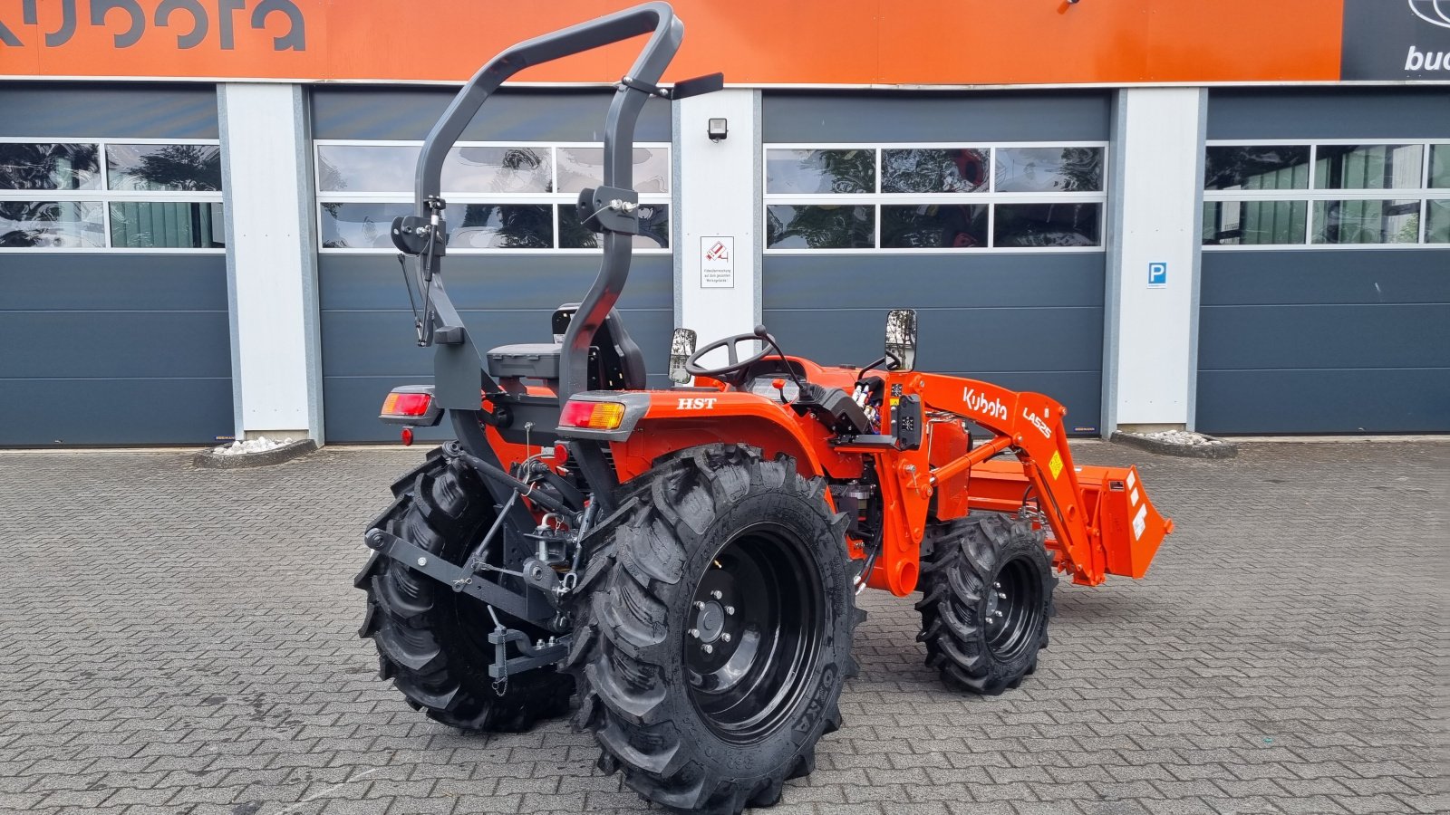 Kommunaltraktor tip Kubota L1-382H incl Frontlader ab 0,99%, Neumaschine in Olpe (Poză 12)